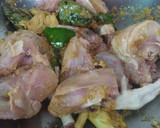 Foto langkah ke 2 dari resep Ayam Goreng Serundeng Ampas Kelapa.