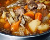 รูปขั้นตอนการทำที่ 4 ของ เนื้อบูร์กิยง(เนื้อตุ๋นไวน์แดงฝรั่งเศส) Boeuf bourguignon
