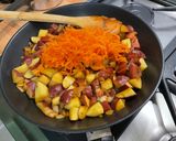 Une image de l'étape 10 de Pommes de terre,carotte et tomate à la bisque de homard.