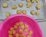Foto langkah ke 5 dari resep Pia Crispy Cokelat Keju ala Bali.