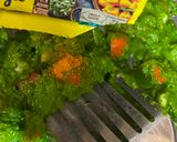 A picture of step 6 of Spinach Pesto Magic Noodles.