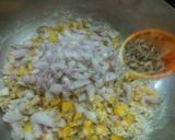 कुरकुरीत मक्याची भजी (Crispy corn pakoda recipe in marathi) रेसिपी स्टेप 2 फोटो 