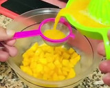 Foto del paso 2 de la receta: Sangría de Cava 🍾 🍑 🍋 🍊 🍓