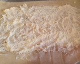 Foto del paso 2 de la receta: Empanada de bonito y cebolla caramelizada con masa filo