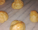 Foto del paso 7 de la receta: Banda de crema, fresas y chocolate con lionesas de nata 🍰