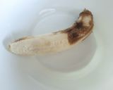 صورة لخطوة 2 من وصفة بينيي الموز Banana Beignet
