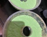 Foto langkah ke 5 dari resep Bolu pandan kukus.