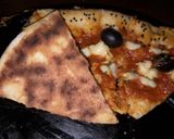 صورة لخطوة 4 من وصفة بيتزا محشية في الجوانب على الطاجين 😋