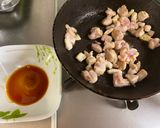 A picture of step 2 of Teriyaki Mayo Chicken Pizza.