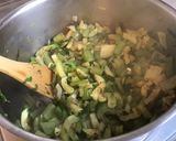 Une image de l'étape 9 de Gratin de céleri branche et courgettes à la crème et grana padano.