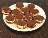 A picture of step 15 of Individual Vanilla Cheesecakes with Chocolate Ganach Topping.