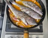 Foto del paso 5 de la receta: Sudado de cabrilla (pescado) peruano