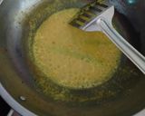 Foto langkah ke 5 dari resep Soto ayam sat set telur asin.