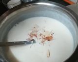 A picture of step 3 of Rice flour firni.