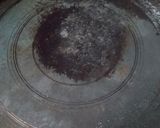 A picture of step 6 of Omlete paratha.