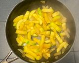 Foto del paso 2 de la receta: Macarrones en salsa de calabacín🥒