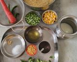 A picture of step 2 of Mix Vegetable Vermicelli idli.