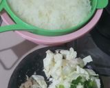 Foto langkah ke 1 dari resep Bihun Goreng Putih.