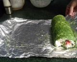 Фото кроку 3 до Вкусный, сочный, нежный зеленый рулет.