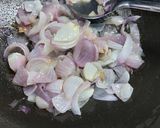 A picture of step 1 of Shahi white chicken creamy qorma.