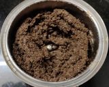 A picture of step 2 of Sesame ladu.