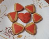 A picture of step 4 of Vanilla triangle & stuffed nutella cookies.