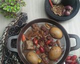 Foto langkah ke 3 dari resep Brongkos Daging Sapi.