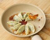 Foto langkah ke 10 dari resep Gyoza Ayam Devina Hermawan.