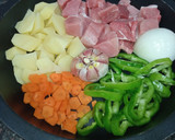 Foto del paso 2 de la receta: Guiso super fácil de carne y patatas