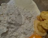 Foto langkah ke 1 dari resep PISANG BOLEN....Bolen Lilit.