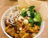 A picture of step 3 of Mi Quang Chicken Noodles.