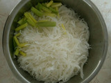 櫻花蝦米粉湯