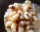 A picture of step 1 of Lobiya masala.