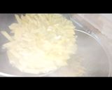 A picture of step 2 of Spicy penne arrabiata.