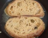 Foto langkah ke 2 dari resep Sourdough French Toast.