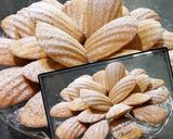 A picture of step 9 of ☕🍪Madeleines🍪☕.