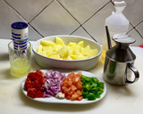 Foto del paso 1 de la receta: Ensalada de patata frita y hortalizas Veggie
