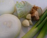 A picture of step 4 of [Irresistible to the Last Drop!] Chicken Paitan Ramen.