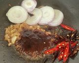 Gambar langkah 3 resipi Ayam Masak Sos Tiram.