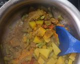 A picture of step 2 of Cluster beans and pumpkin curry.