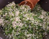 Foto del paso 2 de la receta: Arroz con tallitos de espinaca