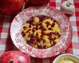 Foto del paso 3 de la receta: Pasta seca al ajo con granada