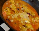 A picture of step 3 of Chingri macher malai curry.