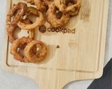 A picture of step 6 of Onion Rings.