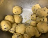 A picture of step 5 of Louise’s Favourite Choc Chip Cookie.
