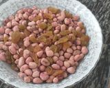 A picture of step 3 of Roasted Peanuts with Raisins#authors marathon.