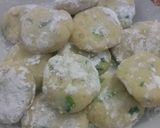 Foto langkah ke 3 dari resep Perkedel Kentang (cimplung).