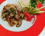 Hình bước làm 4 của món THỊT HEO XÀO GỪNG (Buta shoga yaki)