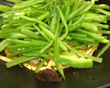 青椒炒豆干的食譜步驟3照片