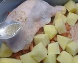 Foto del paso 3 de la receta: Pollo al horno con papas